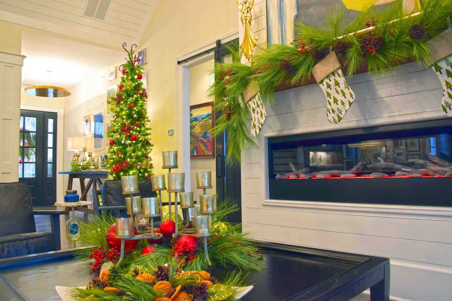 Happy Holidays from Harbor Club on Lake Oconee