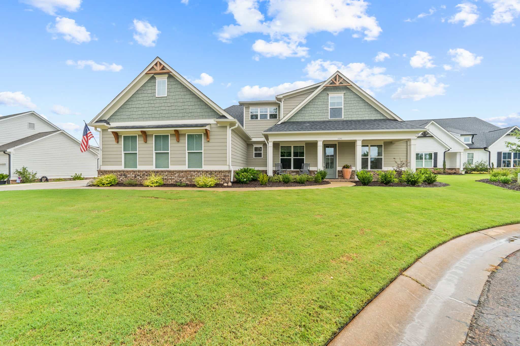 1041 Hidden Hills Cir